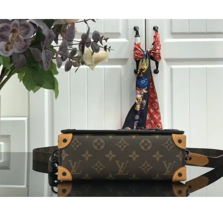 Fashionrepsfam ru 205fy0079 LV Bags 0501